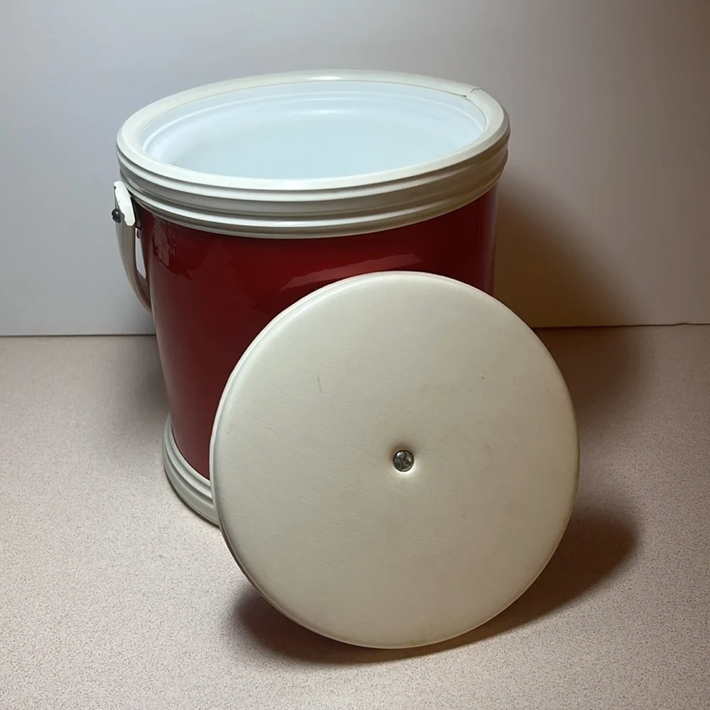 Craftware NYC ice bucket vintage red